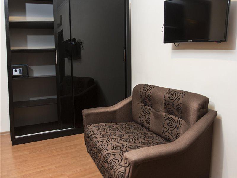 Gold Star Hotel Тбилиси Екстериор снимка