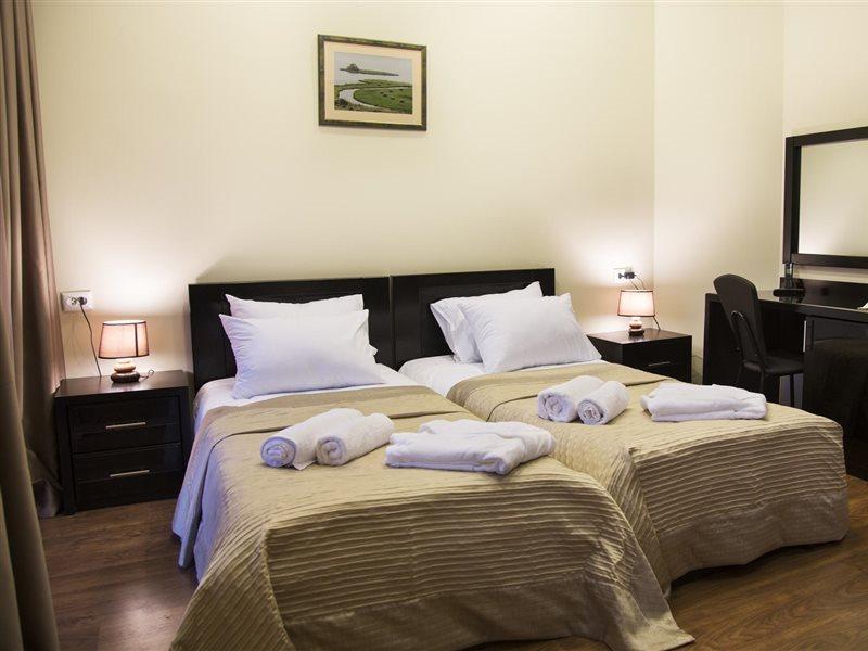 Gold Star Hotel Тбилиси Екстериор снимка