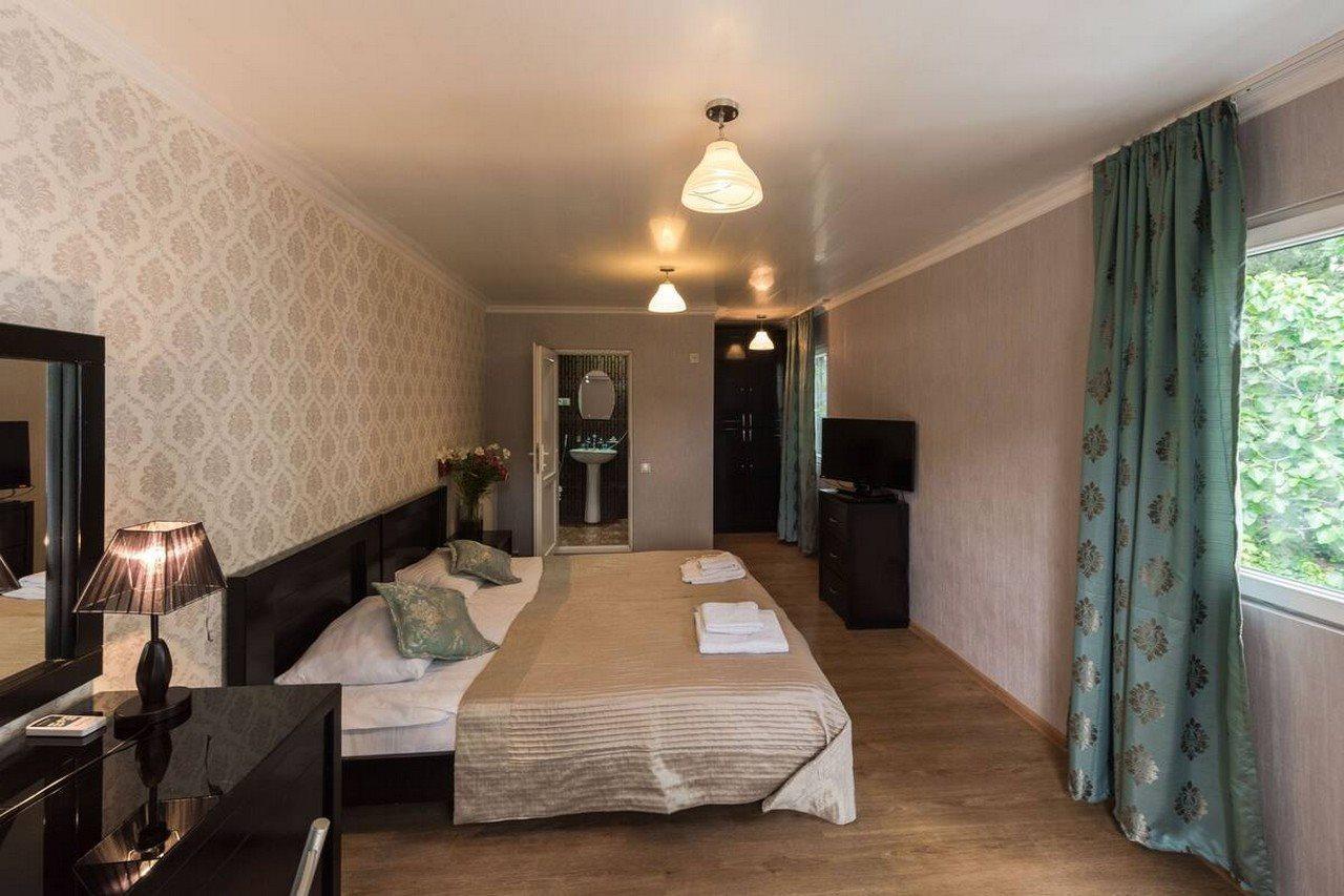 Gold Star Hotel Тбилиси Екстериор снимка