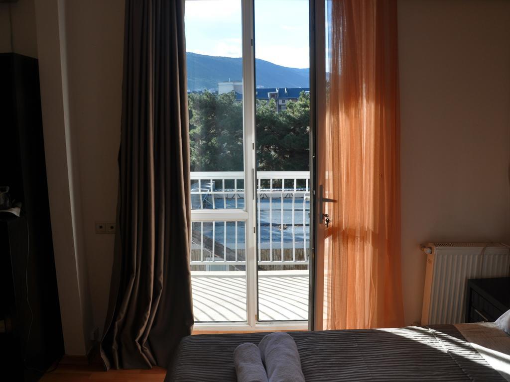 Gold Star Hotel Тбилиси Екстериор снимка