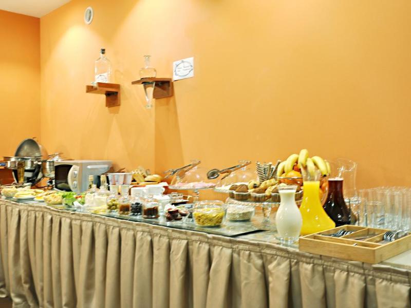 Gold Star Hotel Тбилиси Екстериор снимка