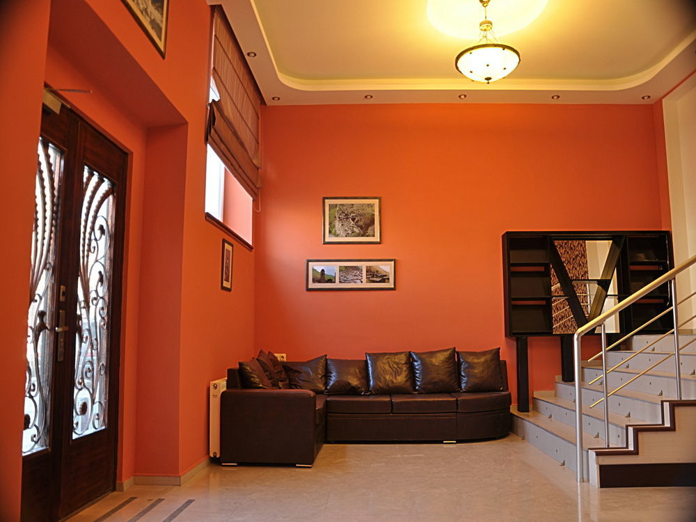 Gold Star Hotel Тбилиси Екстериор снимка