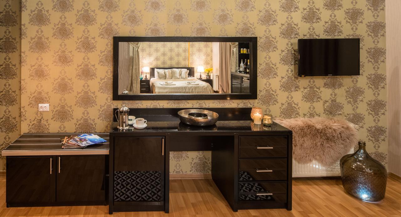 Gold Star Hotel Тбилиси Екстериор снимка