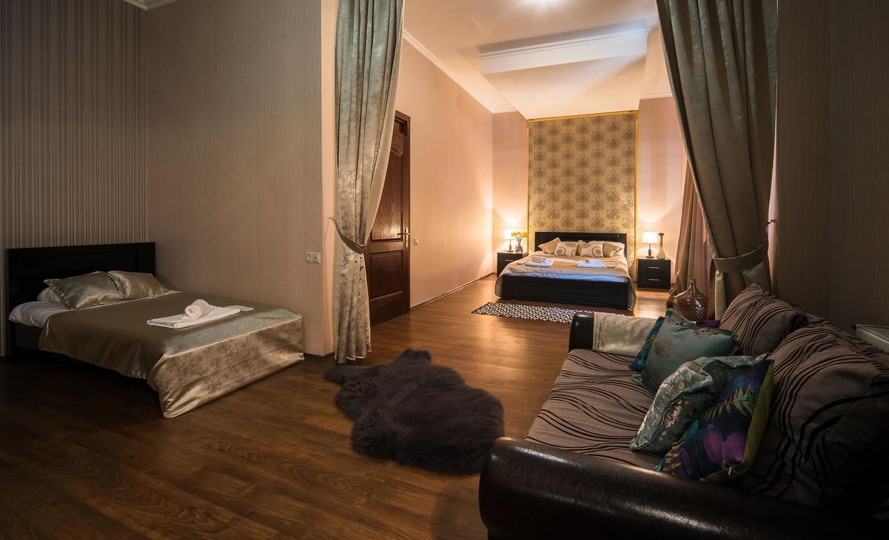 Gold Star Hotel Тбилиси Екстериор снимка