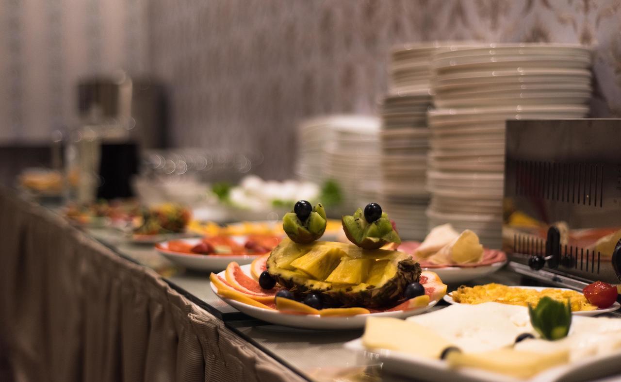 Gold Star Hotel Тбилиси Екстериор снимка