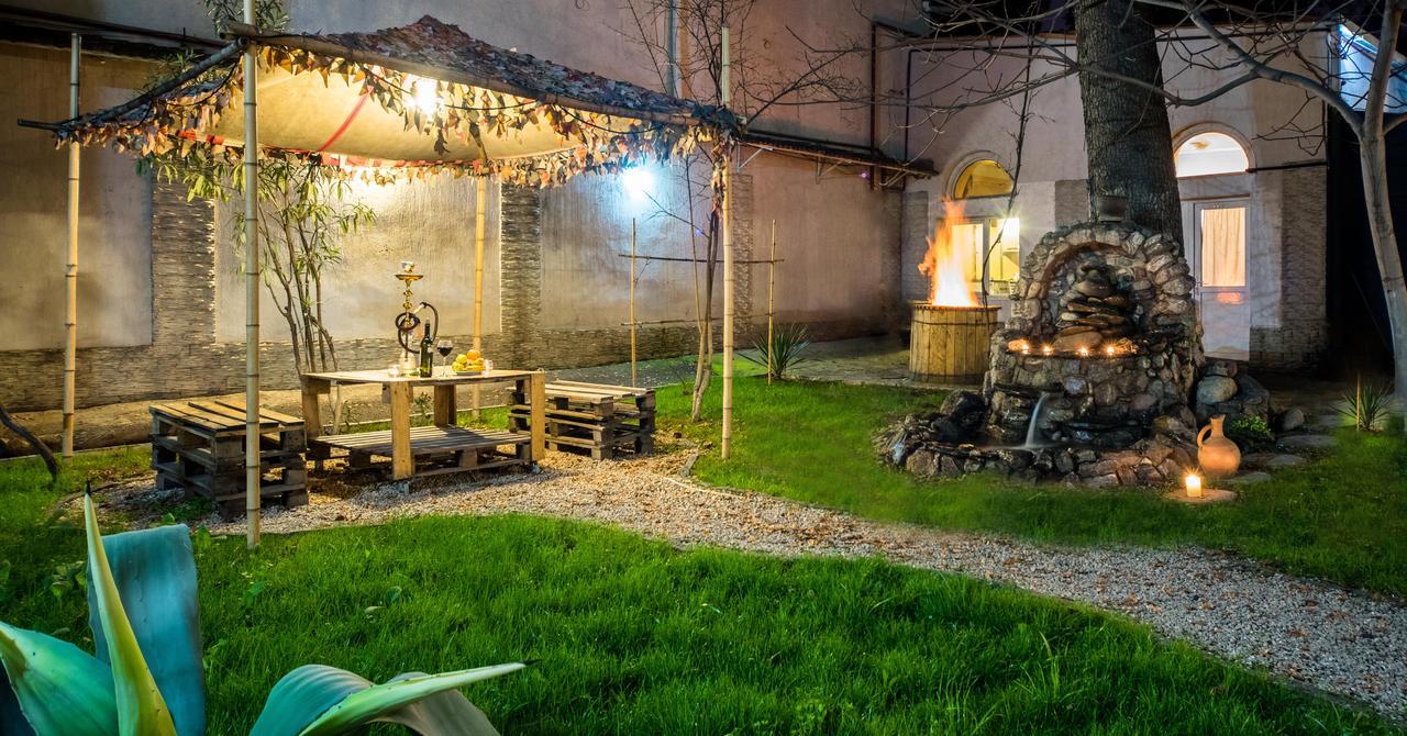 Gold Star Hotel Тбилиси Екстериор снимка
